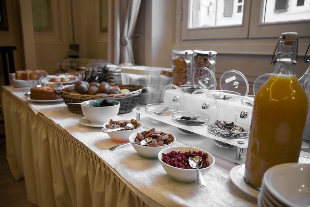 Residenza Fiorentina Флоренция Екстериор снимка